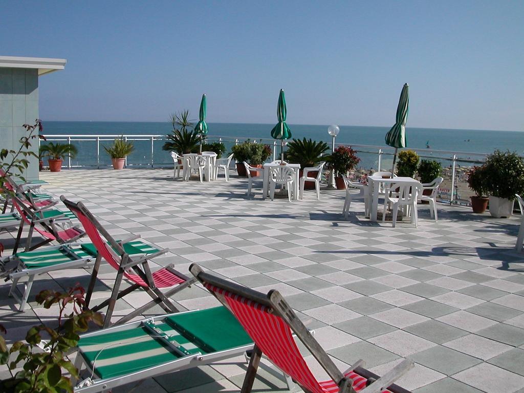 Hotel Miramare Каорле Екстер'єр фото
